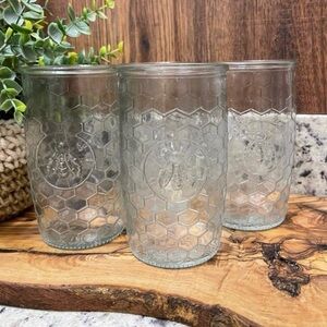 🆕 Set of 4 | Bee 🐝 20oz Glasses!